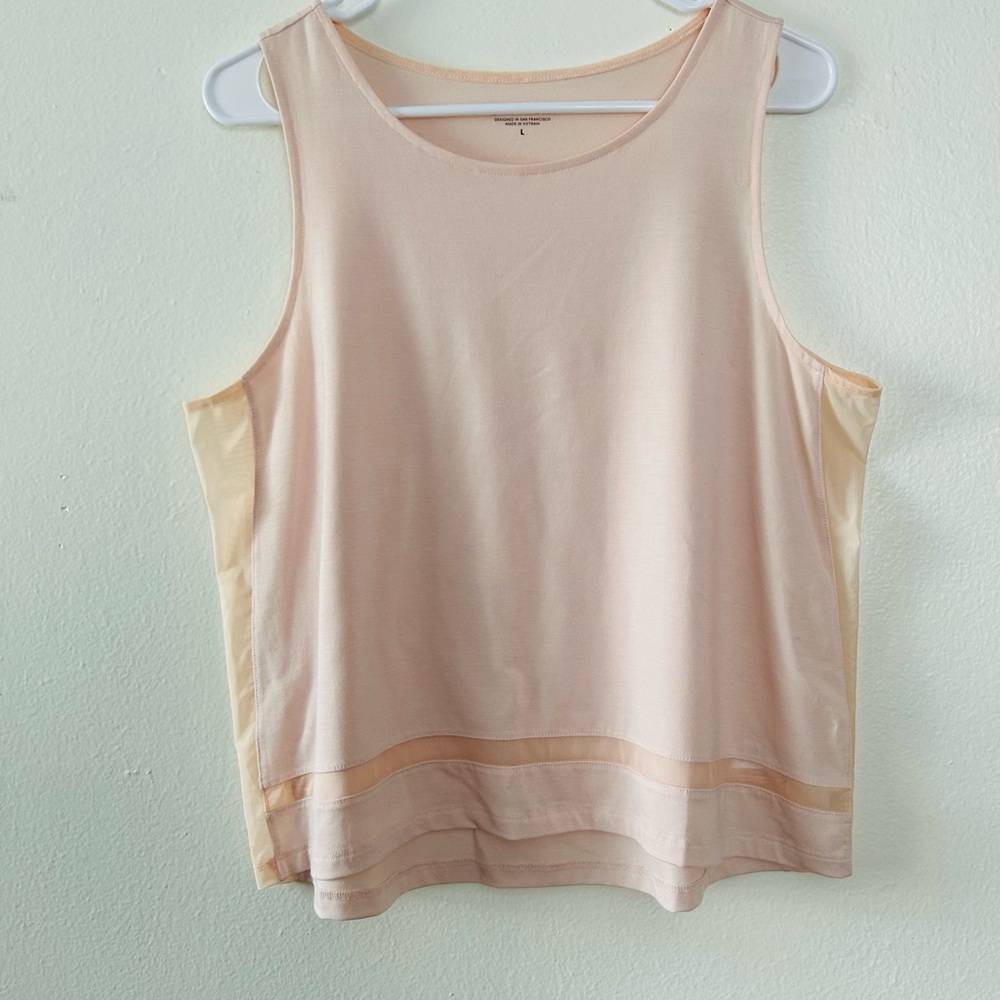 Athleta Womens Tank Lightweight Ease Mesh Breathable Side Panels Large